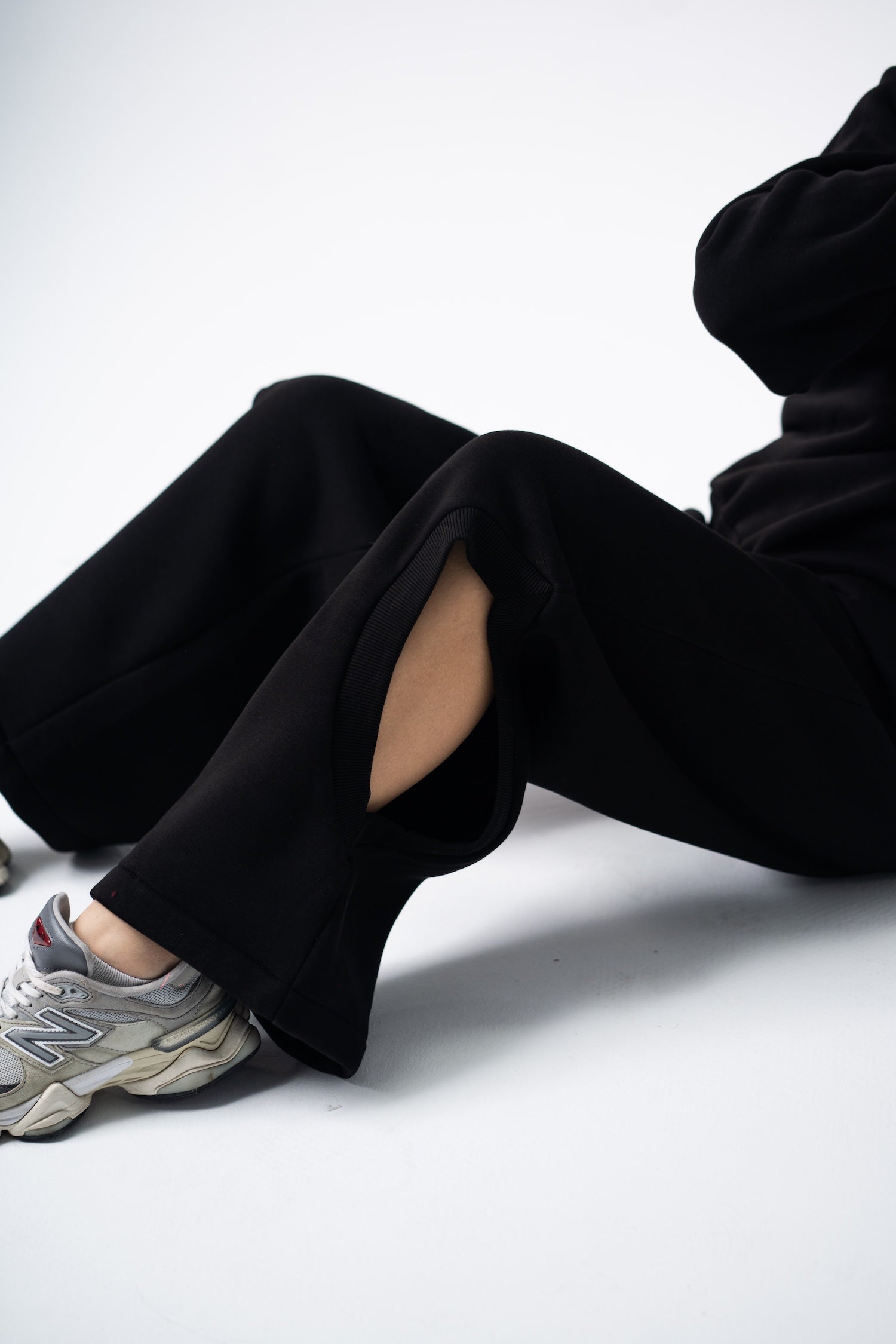 Eclips Pants Set in Black