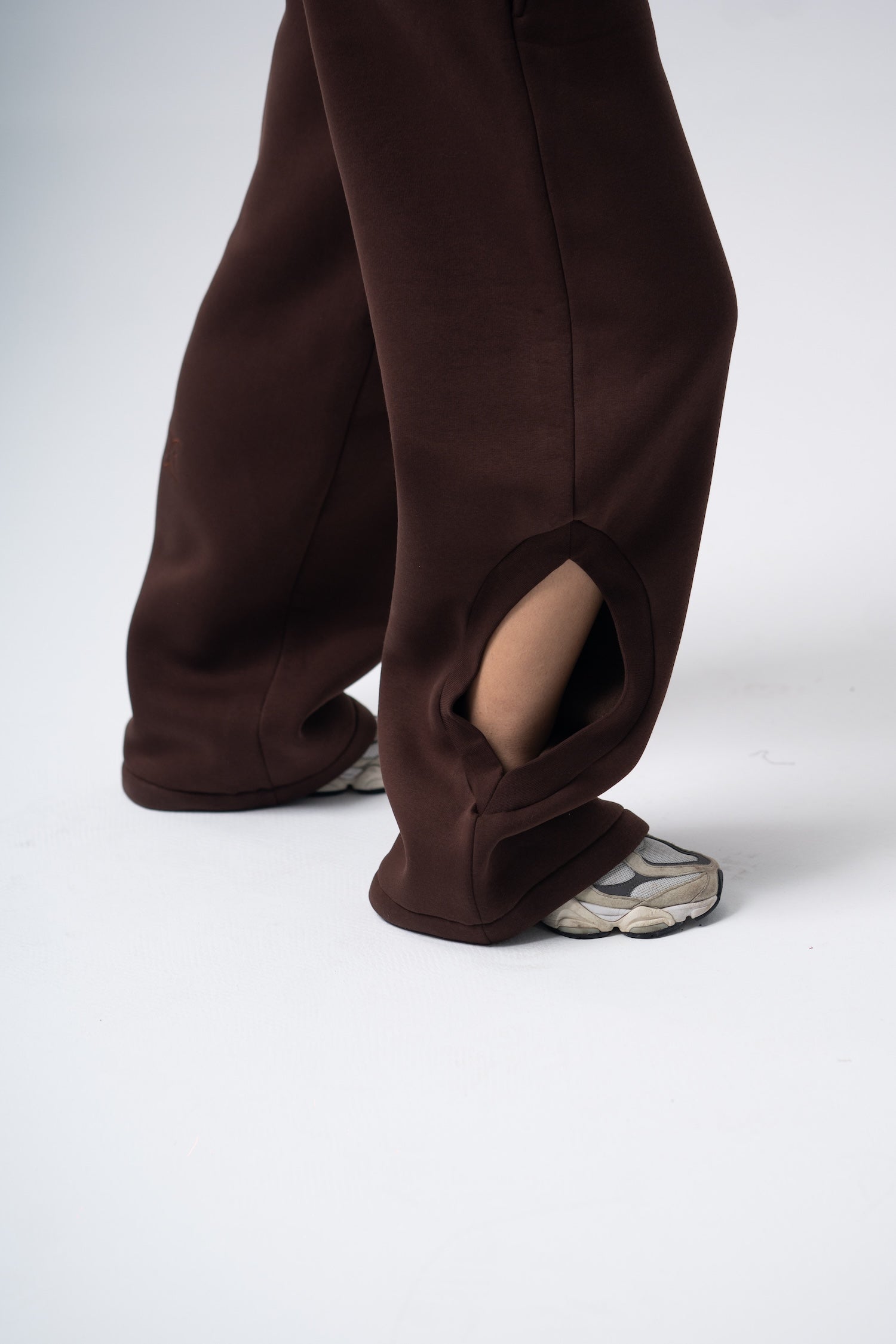 Eclips Pants Set in Brown