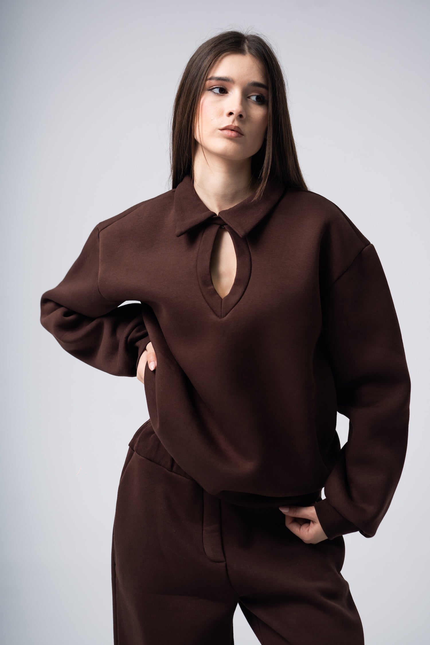 Eclips Pants Set in Brown