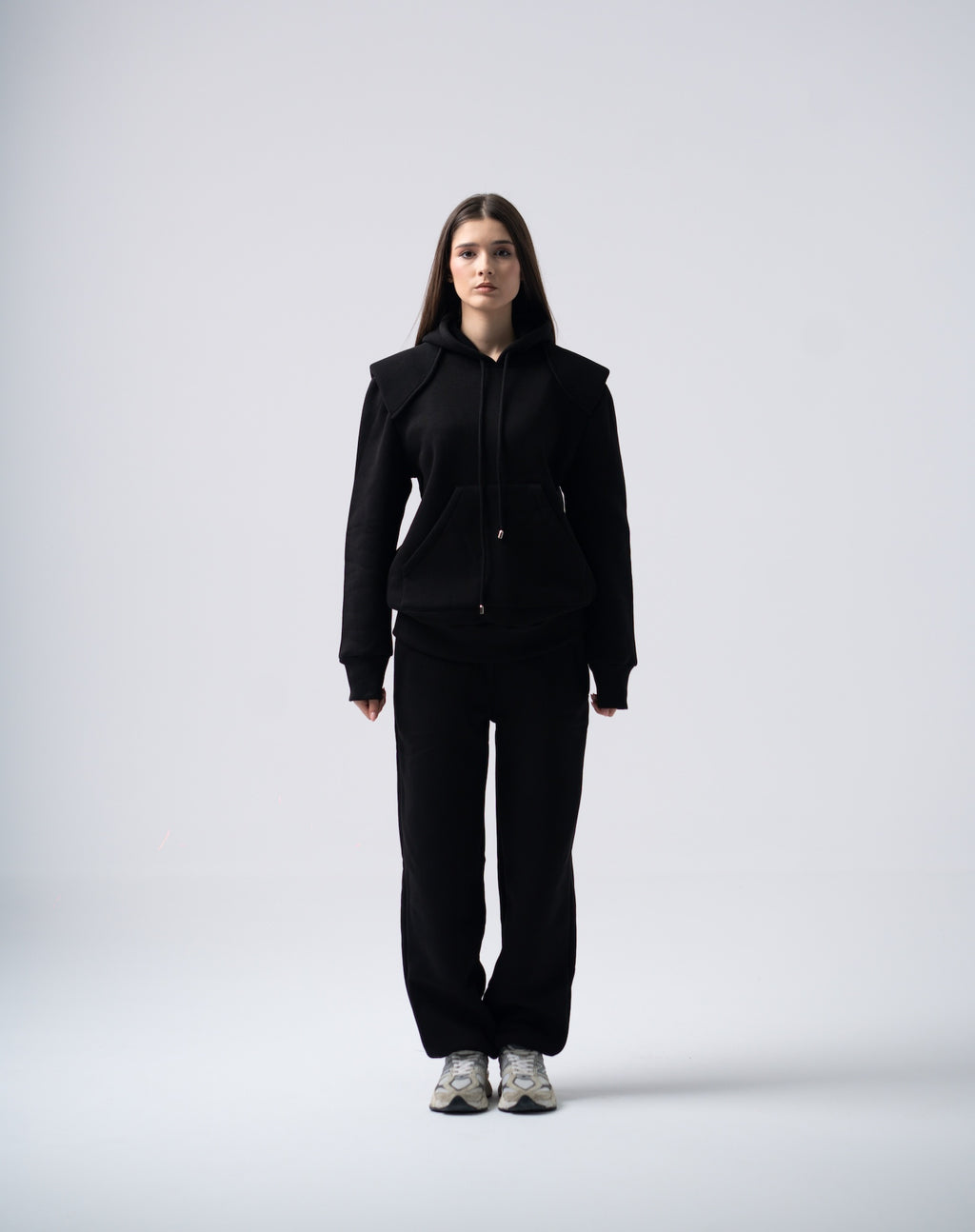 Xahari Set in Black