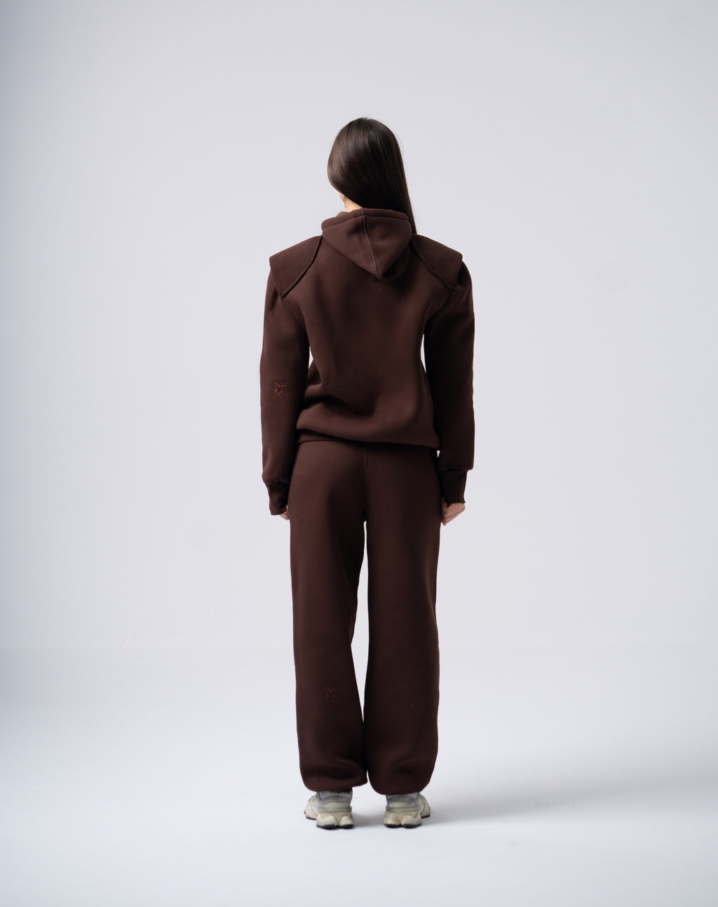 Xahari Set in Brown